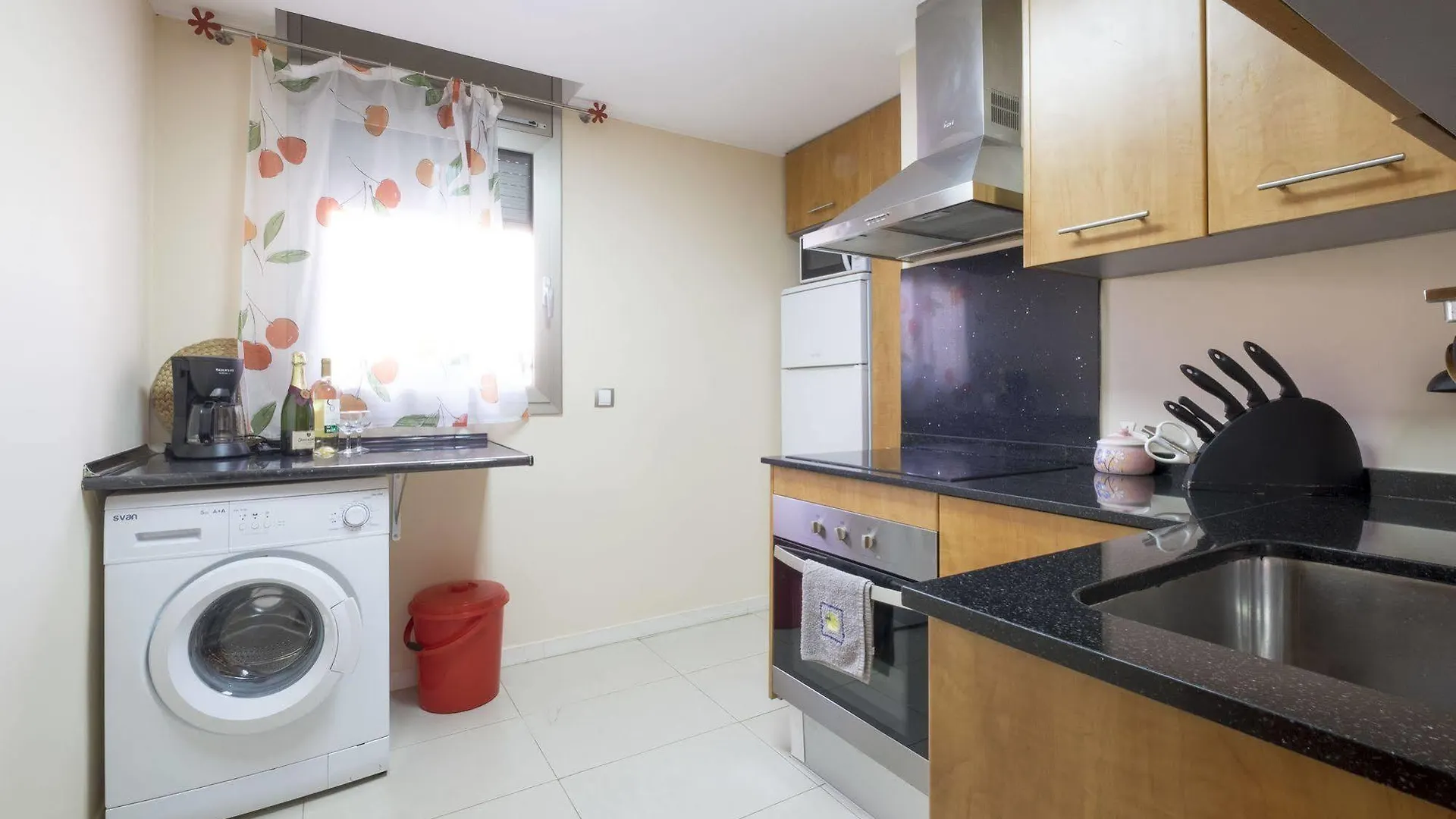 Apartamentos Atico Airport Barcelona, Terraza Y Barbacoa Viladecans